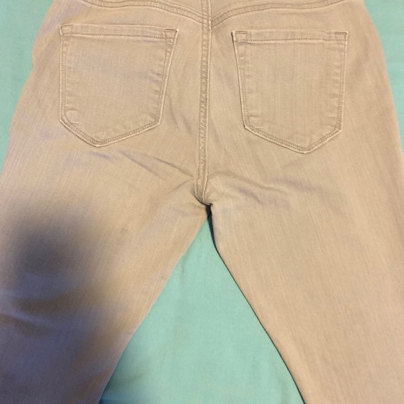 Ann Taylor LOFT Jeans - Picture 7 of 8